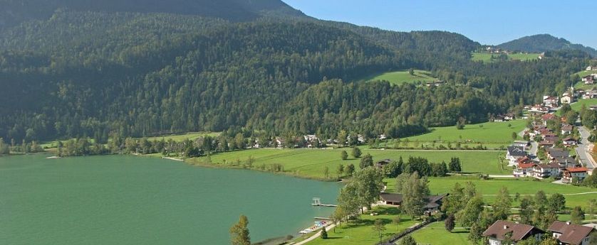 Thiersee in Tirol Ortszentrum im Sommer